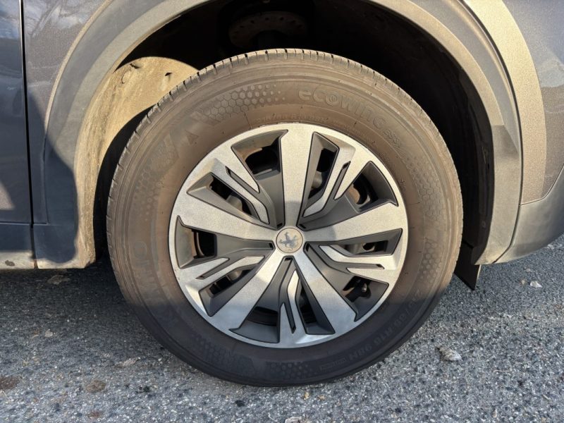 PEUGEOT 2008 1.2 PURETECH 100CH ALLURE 