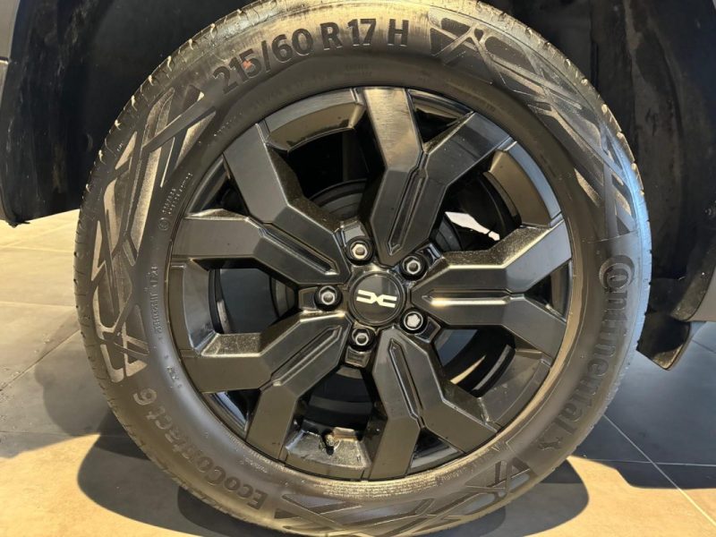 DACIA DUSTER 1.3 TCE 150 EDC MAT EDITION 4X2 / ATTELAGE / CAMERA MULTVIEW / DETECTEUR D\'ANGLES MORTS  2023