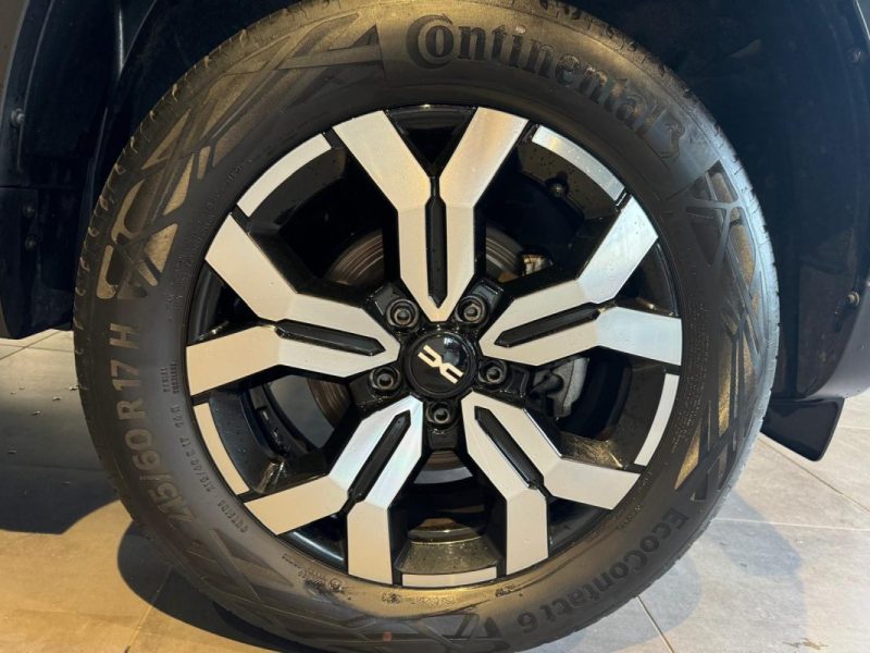 DACIA  DUSTER  ECO-G 100 4X2 JOURNEY CAMERA 360° / ATTELAGE / DETECTEUR D\'ANGLES MORTS  2023