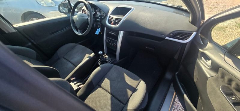 PEUGEOT 207 1.4 VTI 95CH ACTIVE 95 cv– 128 000 km, 2011- Garantie 3Mois