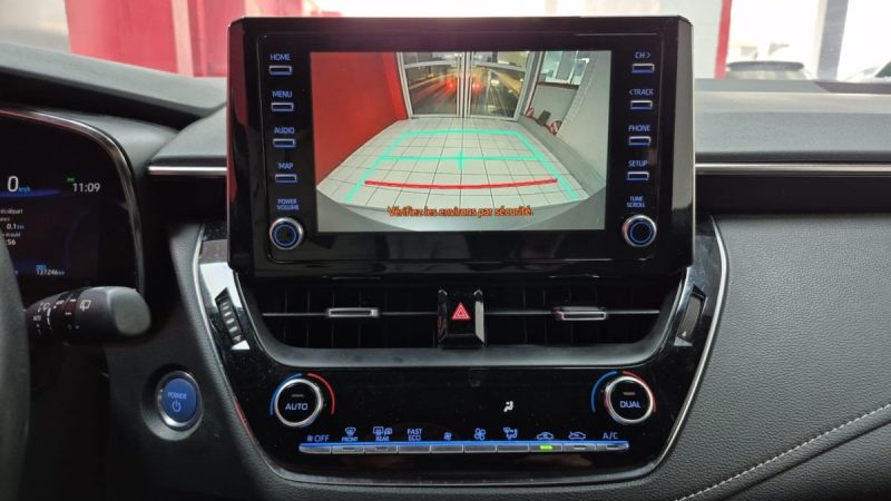 TOYOTA COROLLA BERLINE 122CV DYNAMIC BUSINESS/1 ERE MAIN/TVA RECUP 2021