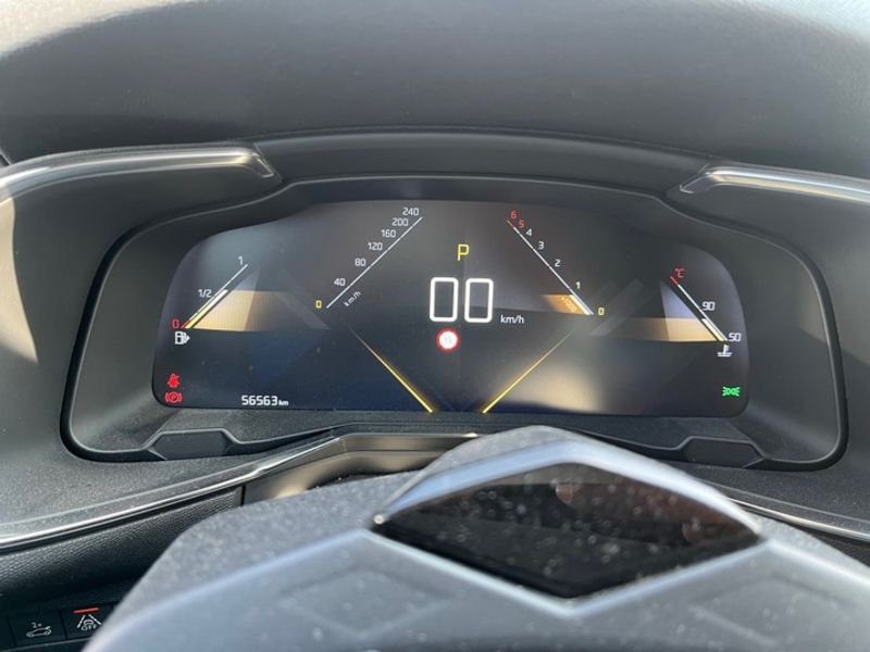 DS DS 7 Crossback Ds7 Bluehdi 130 eat8 rivoli + sieges chauffants, massants, ventiles