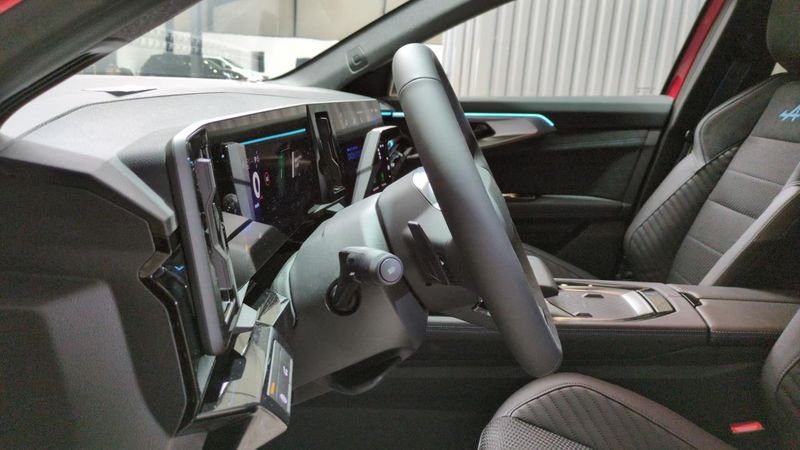 Renault Austral nouveau Full hybrid e-tech 200 ch esprit alpine + led matrix vision