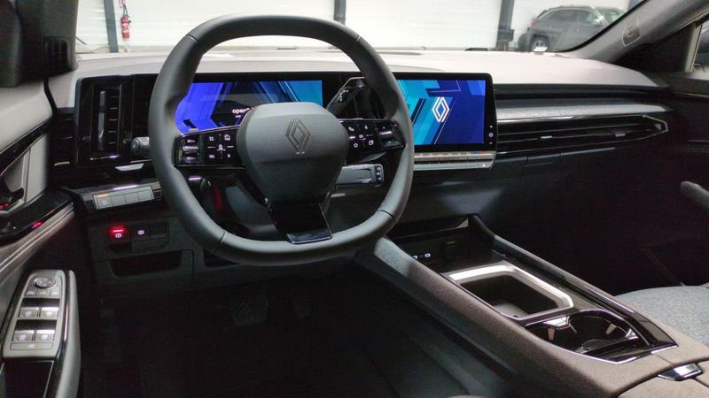 Renault Austral nouveau Full hybrid e-tech 200 ch evolution + pack safety