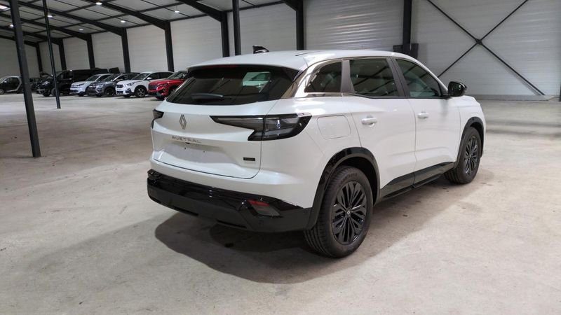 Renault Austral nouveau Full hybrid e-tech 200 ch evolution + pack safety