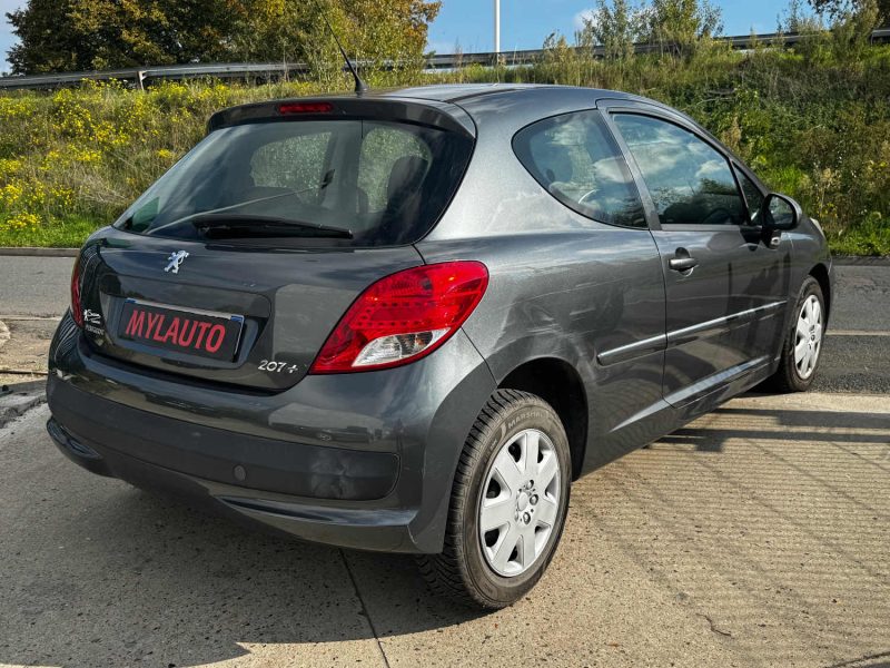 PEUGEOT 207 1.4E 75CH
