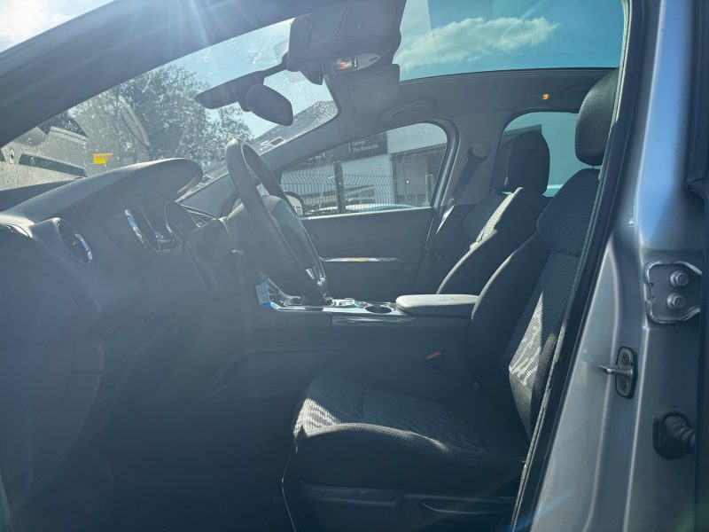 PEUGEOT 3008 1.6 HDI 16V 110 FELINE 