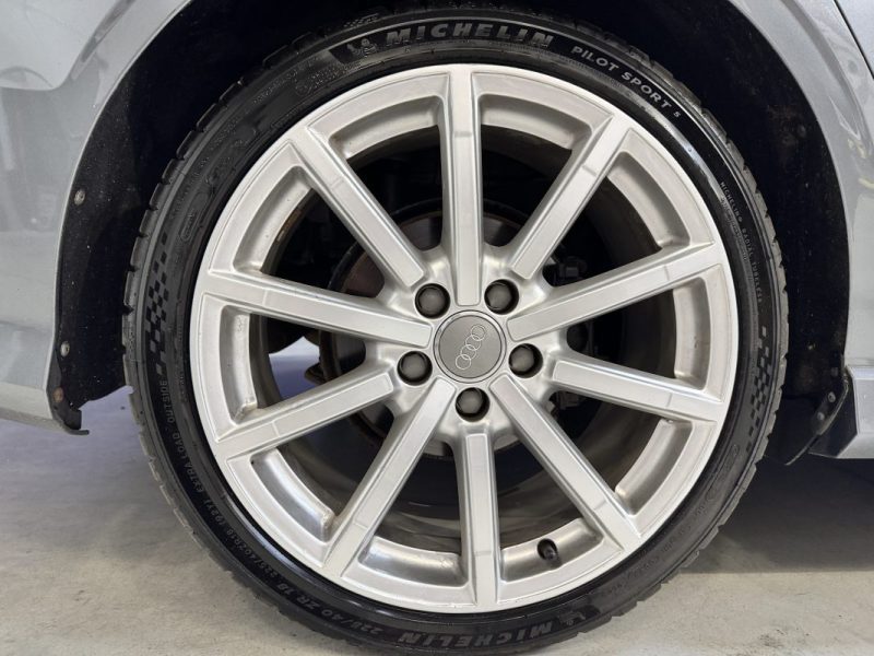 AUDI A3 BERLINE 1.8 TFSI 180 CH S-TRONIC 6 QUATTRO S LINE / SUIVI COMPLET / T.O