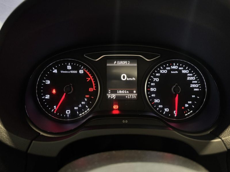 AUDI A3 BERLINE 1.8 TFSI 180 CH S-TRONIC 6 QUATTRO S LINE / SUIVI COMPLET / T.O