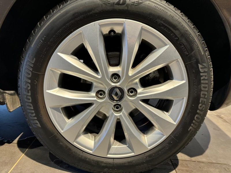 RENAULT CLIO 1.3 TCE 130 INTENS EDC / CAMERA / ECRAN 9.3P / 1ERE MAIN  2019