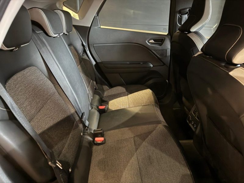 RENAULT CAPTUR 1.3 TCE 140 INTENS / ENTRETIEN RENAULT / 2021