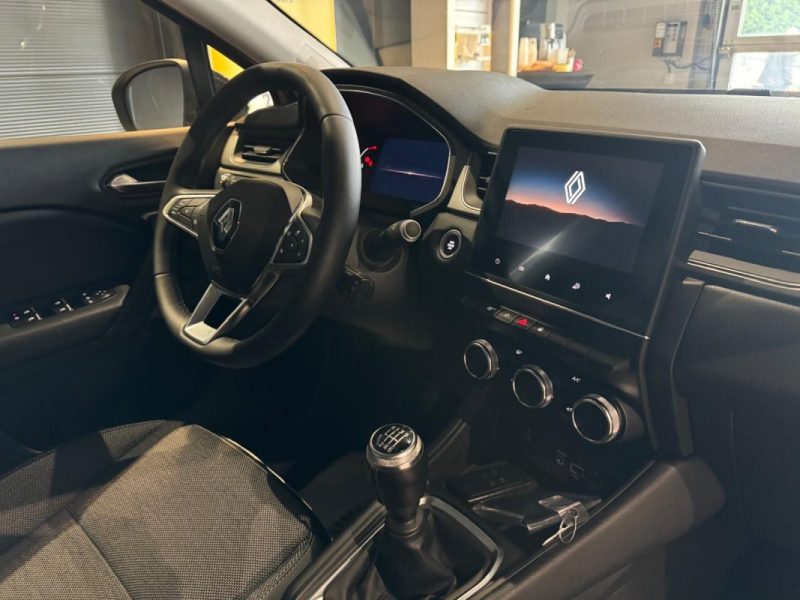 RENAULT CAPTUR 1.3 TCE 140 INTENS / ENTRETIEN RENAULT / 2021