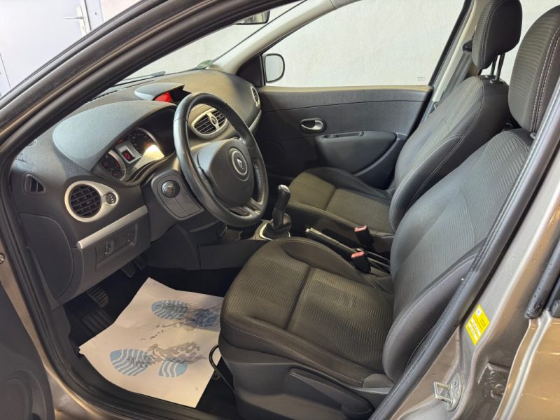 Renault Clio 1.2 16V 75CV Estate 92 290 KMS 1° MAIN