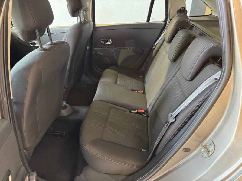 Renault Clio 1.2 16V 75CV Estate 92 290 KMS 1° MAIN