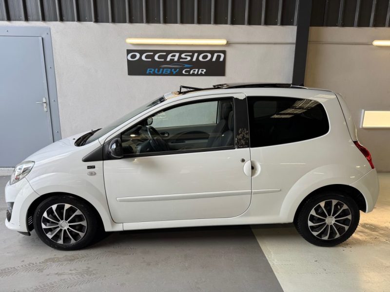 RENAULT  TWINGO 1.2 16V 75 NIGHT&DAY Toit ouvrant 1° MAIN