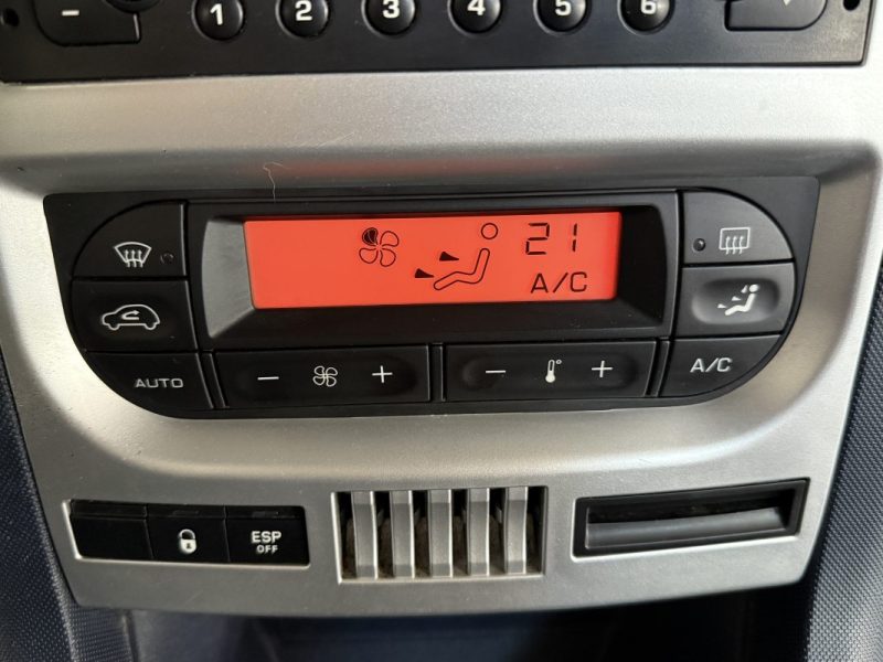 PEUGEOT 1007 1.4I BVA SPORTY PACK