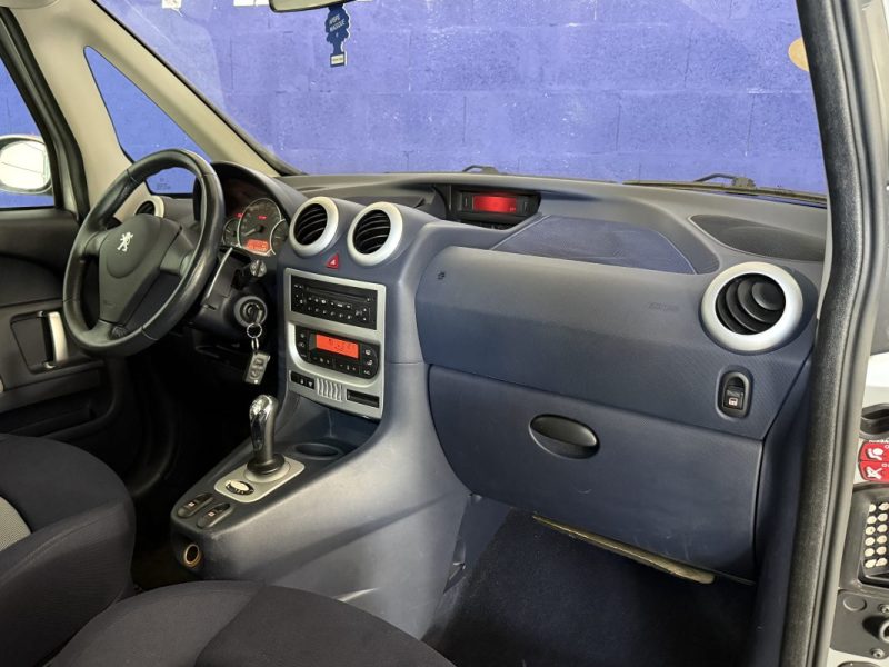 PEUGEOT 1007 1.4I BVA SPORTY PACK