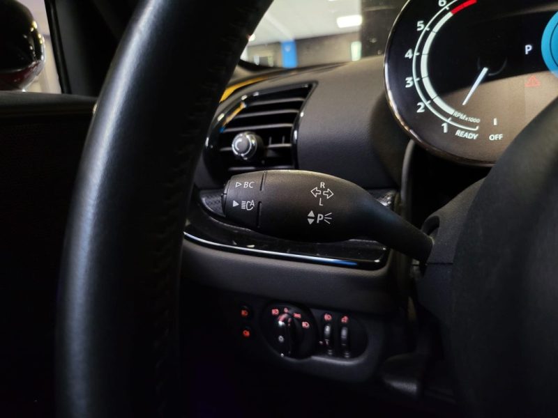 MINI CLUBMAN 136CH BVA7 TOIT OUVRANT / CAMERA DE RECUL / ATTELAGE/ APPLE CARPLAY