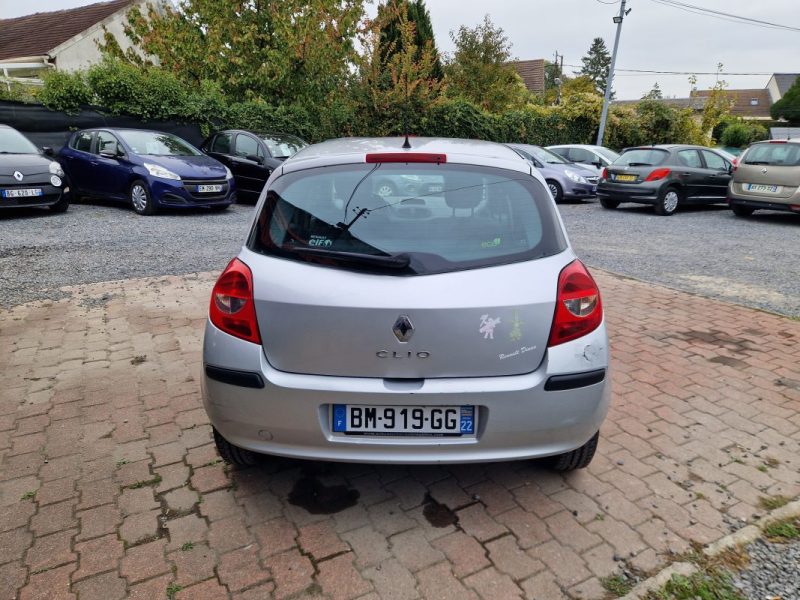 Renault CLIO III 1.5 dCi 68cv *Authentique* / Réviser&Garantie