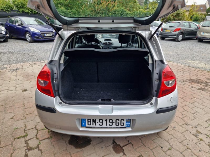 Renault CLIO III 1.5 dCi 68cv *Authentique* / Réviser&Garantie