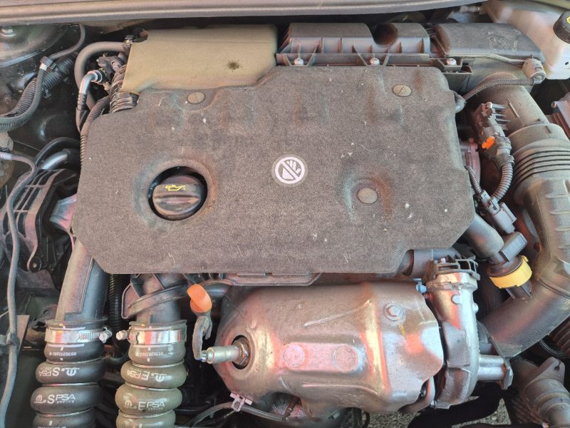 PEUGEOT 208 BLUEHDI 100 S&S BVM6 ALLURE 2023