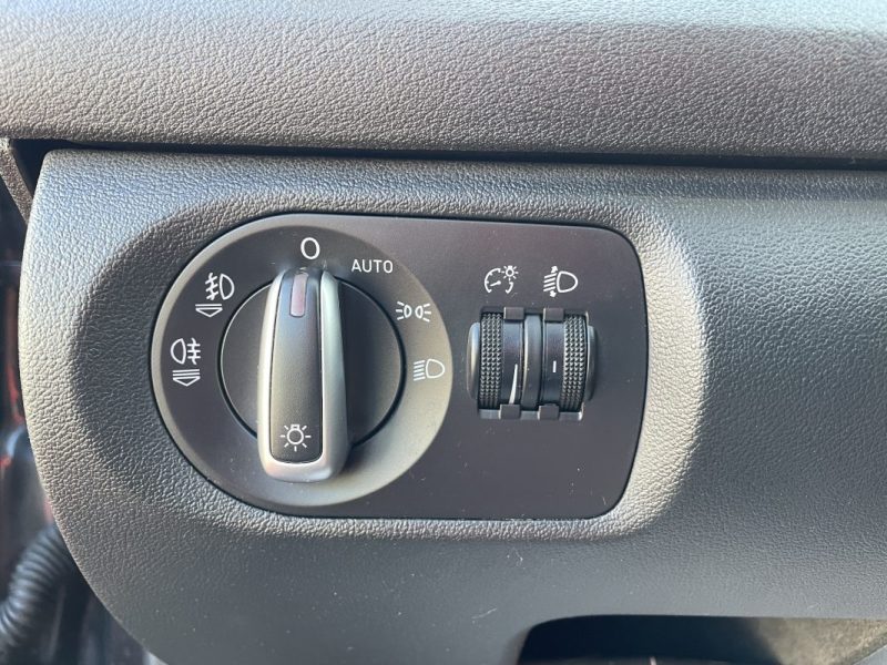 AUDI A3 2.0 TDI 140CH DPF START/STOP ATTRACTION3P 2011