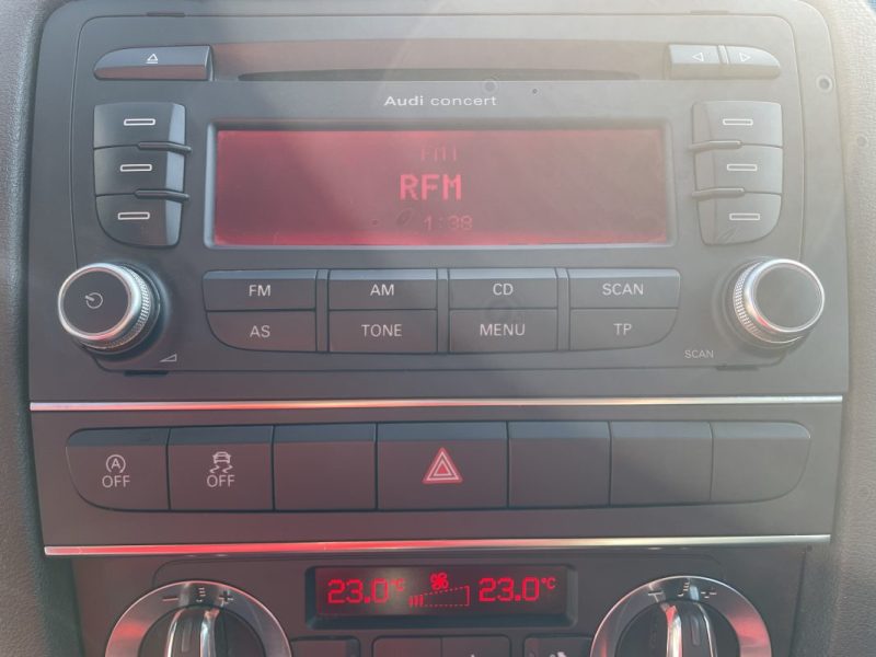 AUDI A3 2.0 TDI 140CH DPF START/STOP ATTRACTION3P 2011