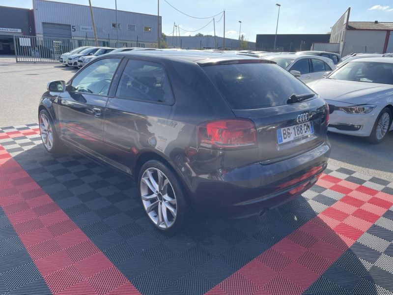 AUDI A3 2.0 TDI 140CH DPF START/STOP ATTRACTION3P 2011