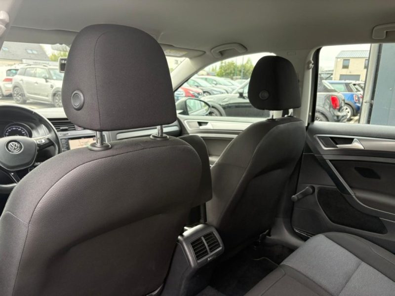 VOLKSWAGEN GOLF 1.2 TSI 85CH  TRENDLINE  🚗 - Sièges chauffants - 🛣️ Navigation  - Garantie 6 mois 
