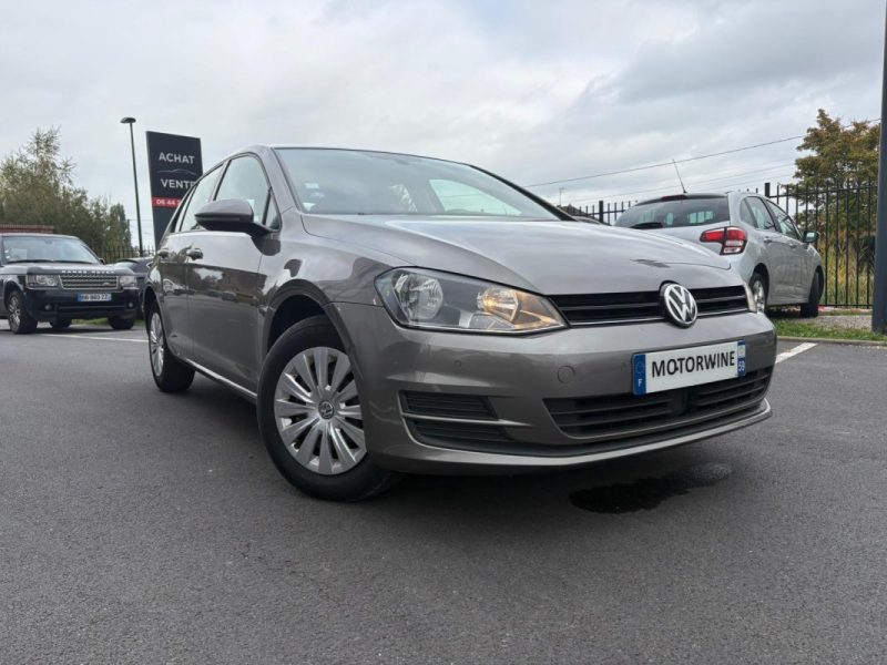 VOLKSWAGEN GOLF 1.2 TSI 85CH  TRENDLINE  🚗 - Sièges chauffants - 🛣️ Navigation  - Garantie 6 mois 