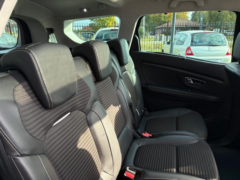 RENAULT Grand Scenic 1.3 TCe 140ch Intens 🚗🌞 Toit pano / Caméra 📹 / Reprise 🔄 Garantie ✅