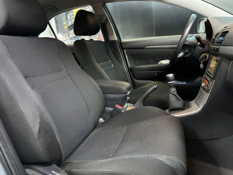 TOYOTA  AVENSIS 2.0 D-4D 126 cv