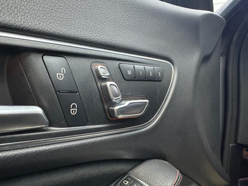 MERCEDES CLASSE CLA 180 FASCINATION AMG 7G-DCT 122 cv