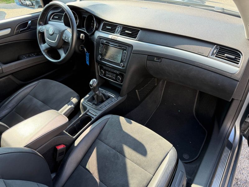 SKODA SUPERB SUPERB 2.0 TDI 170 ELEGANCE 114MKM