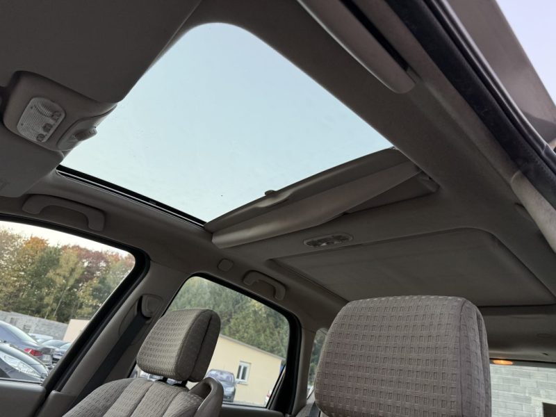 RENAULT MEGANE SCENIC PACK AUTHENTIQUE 1.9DCI 120CV LUXE PRIVILÈGE 2003 190 000KM  2003