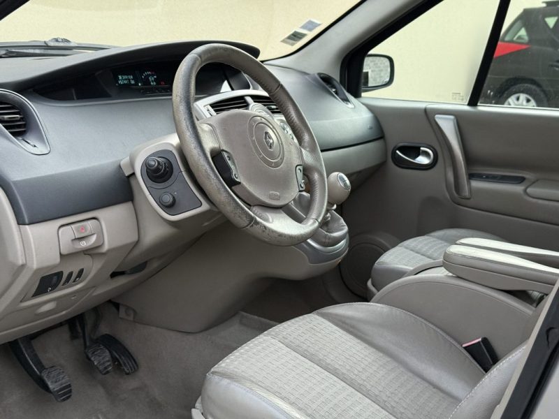 RENAULT MEGANE SCENIC PACK AUTHENTIQUE 1.9DCI 120CV LUXE PRIVILÈGE 2003 190 000KM  2003