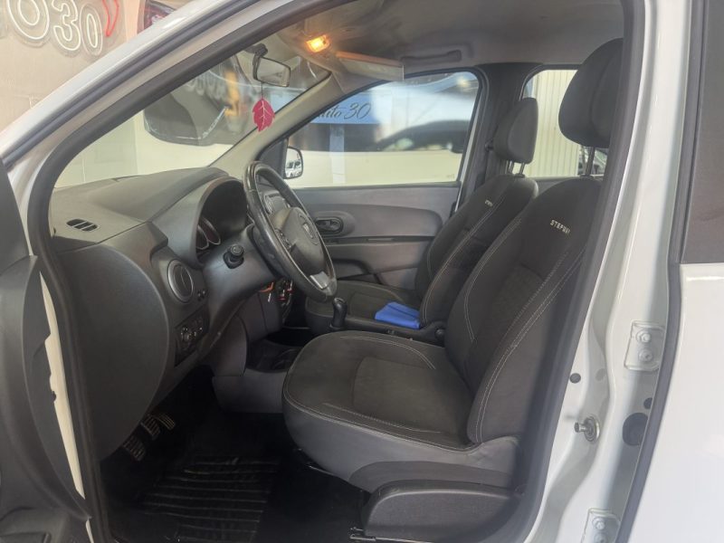 DACIA LODGY 1.2 TCE 115CH BLACK LINE 7 PLACES 2015