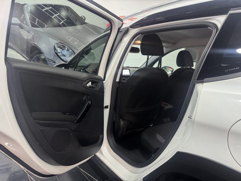 PEUGEOT 2008 1.2 PURETECH 110CH E6.C ALLURE S&S 5CV 2019