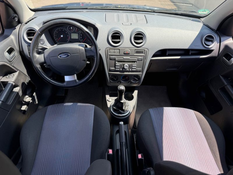 FORD FUSION 1.4l STYLE 2012