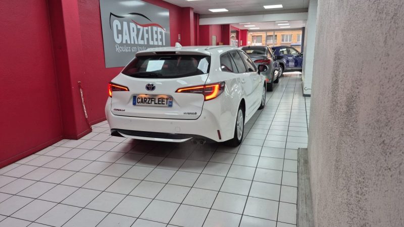 TOYOTA COROLLA TOURING SPORTS 184cv DYNAMIC BUSINESS/1 ERE MAIN/TVA RECUPERABLE