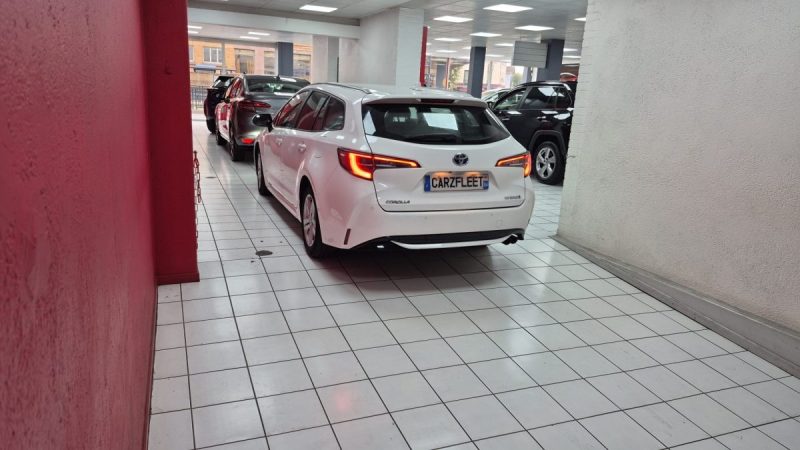 TOYOTA COROLLA TOURING SPORTS 184cv DYNAMIC BUSINESS/1 ERE MAIN/TVA RECUPERABLE