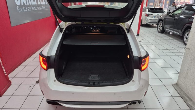 TOYOTA COROLLA TOURING SPORTS 184cv DYNAMIC BUSINESS/1 ERE MAIN/TVA RECUPERABLE