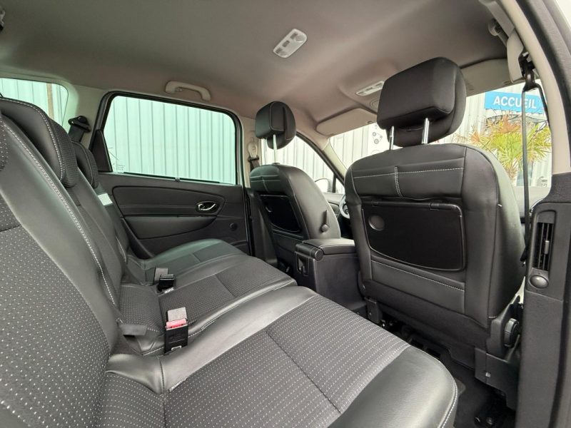 RENAULT SCENIC 3 1.5 DCI 110CV DYNAMIQUE BVA GARANTIE 12 MOIS