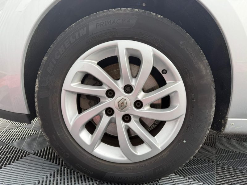 RENAULT SCENIC 3 1.5 DCI 110CV DYNAMIQUE BVA GARANTIE 12 MOIS