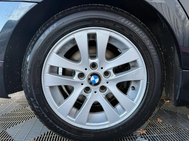 B.M.W. SERIE 3 320D PREMIERE BVA GARANTIE 12 MOIS 