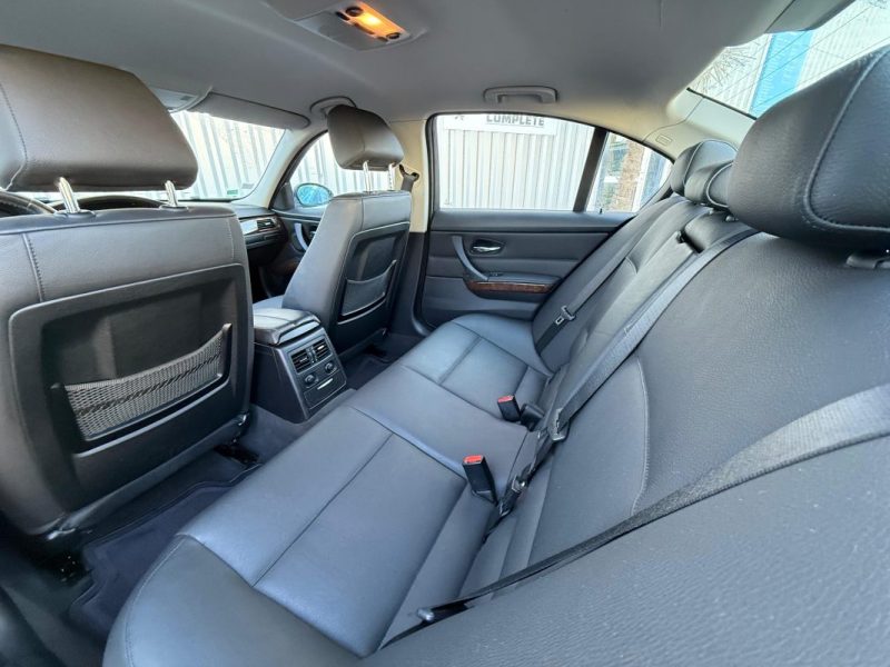 B.M.W. SERIE 3 320D PREMIERE BVA GARANTIE 12 MOIS 