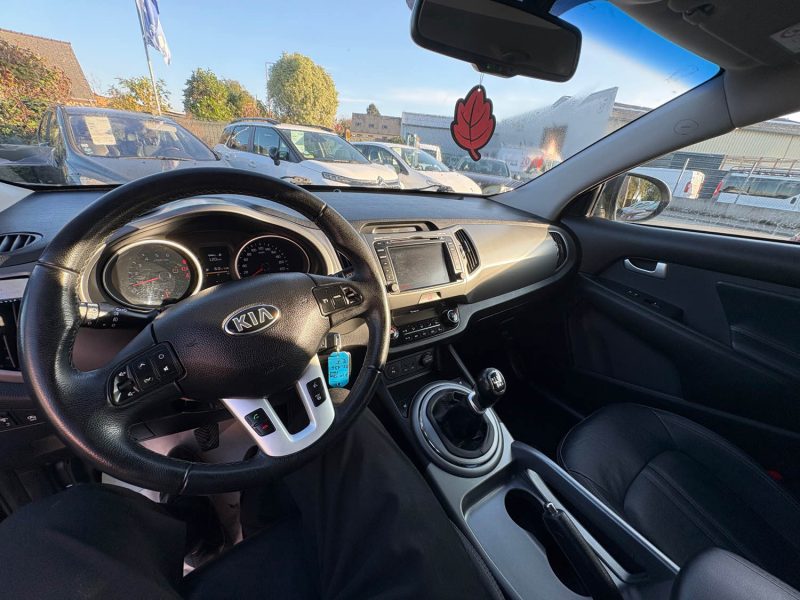KIA SPORTAGE
