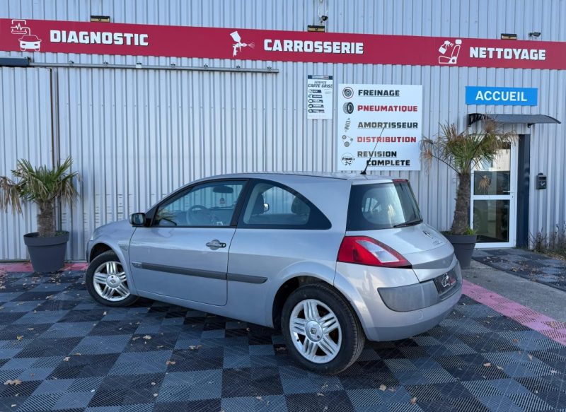RENAULT MEGANE 1.6I 113CV 