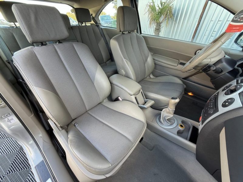 RENAULT MEGANE 1.6I 113CV 