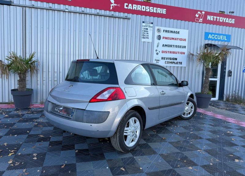 RENAULT MEGANE 1.6I 113CV 